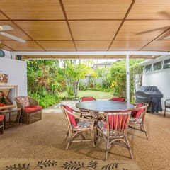 Kaapuni Kainani - Steps from the beach!